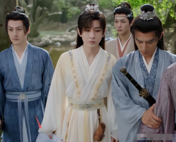 中国配资网开户 《赴山海》告诉观众，男配别选太惊艳的，不然主角上不了桌